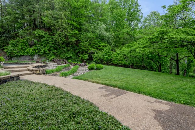 150 Pine Hill Drive, Morehead, KY 40351