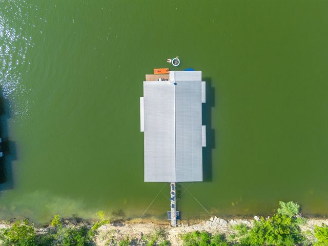 84 Starbright Lane, Reeds Spring, MO 65737