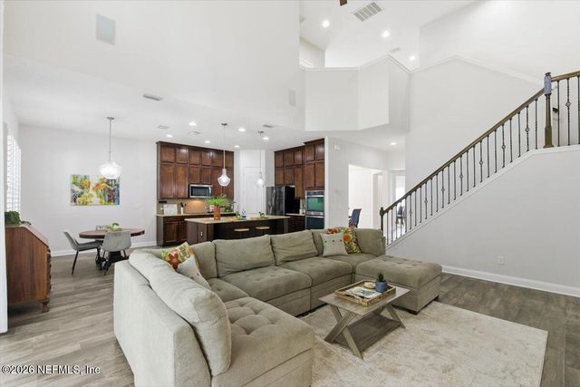 184 ROCKCREEK Drive, St. Johns, FL 32259