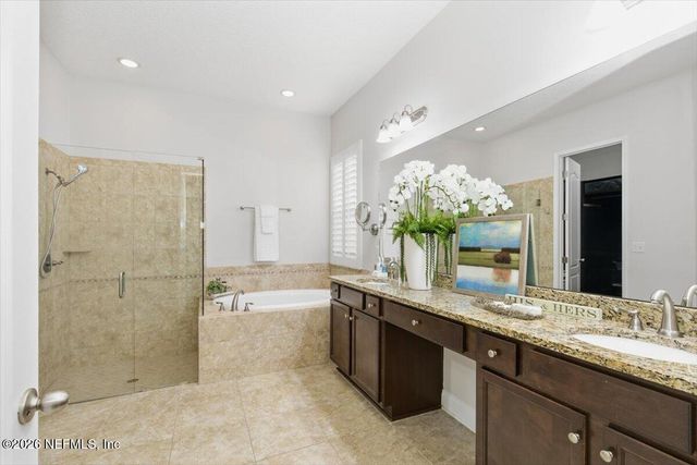 184 ROCKCREEK Drive, St. Johns, FL 32259