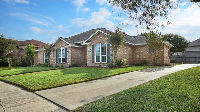 7725 LAKE BAYKAL Dr, Corpus Christi, TX 78414