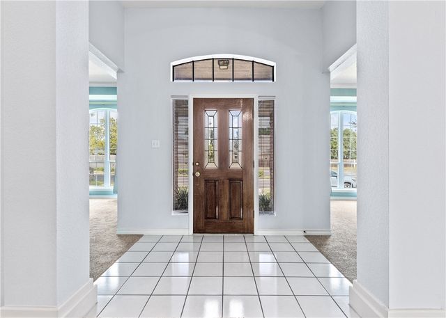 7725 LAKE BAYKAL Dr, Corpus Christi, TX 78414