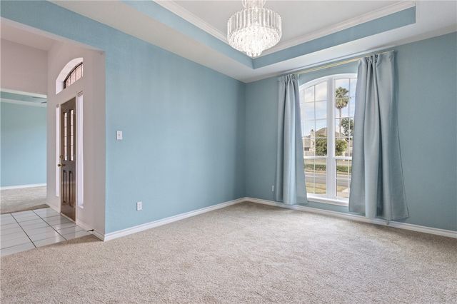 7725 LAKE BAYKAL Dr, Corpus Christi, TX 78414