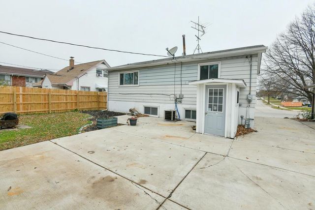 5129 16th STREET, Racine, WI 53406