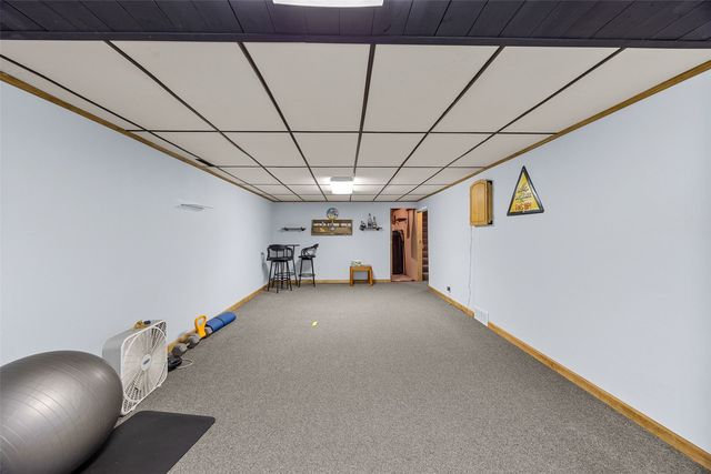 1805 Country Club Drive, Marion, IA 52302