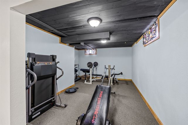 1805 Country Club Drive, Marion, IA 52302