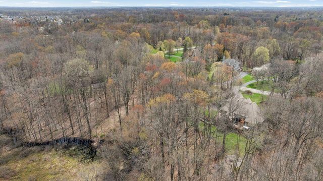 5990 Lynne Hollow Drive, Commerce Twp, MI 48382