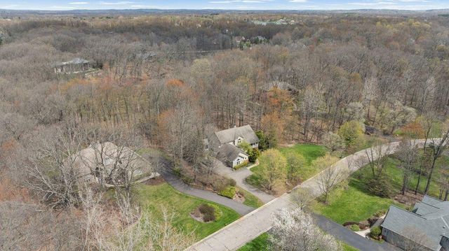5990 Lynne Hollow Drive, Commerce Twp, MI 48382