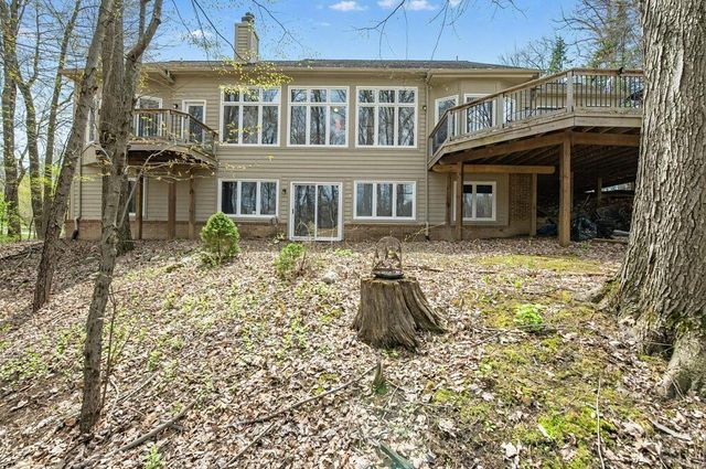 5990 Lynne Hollow Drive, Commerce Twp, MI 48382