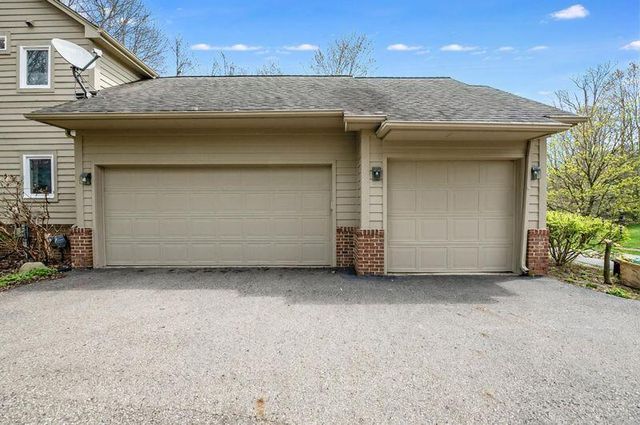 5990 Lynne Hollow Drive, Commerce Twp, MI 48382