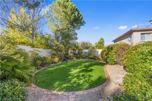 10212 Stone Briar Court, Las Vegas, NV 89144