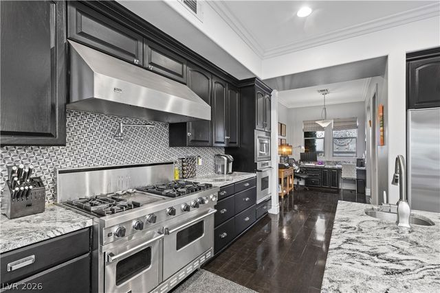 10212 Stone Briar Court, Las Vegas, NV 89144