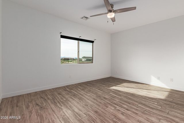 21315 W OCUPADO Drive, Wittmann, AZ 85361