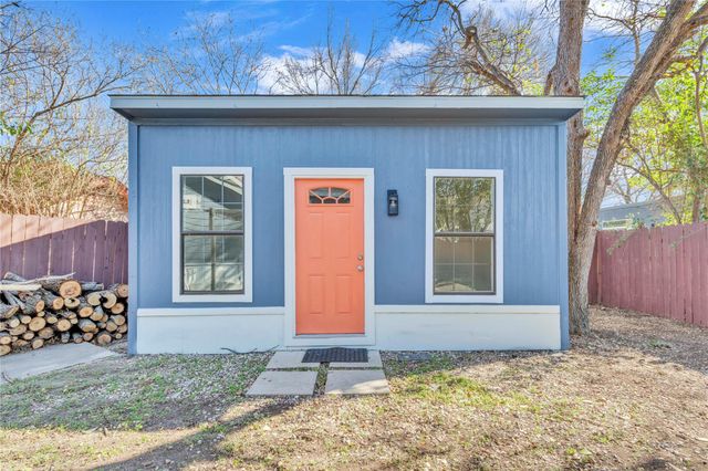 2403 S 3rd ST, Austin, TX 78704
