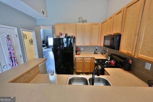 151 Spring Way Square, Canton, GA 30114