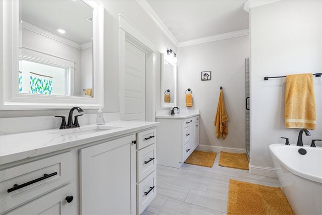 13 Carsaig Circle, Bella Vista, AR 72715