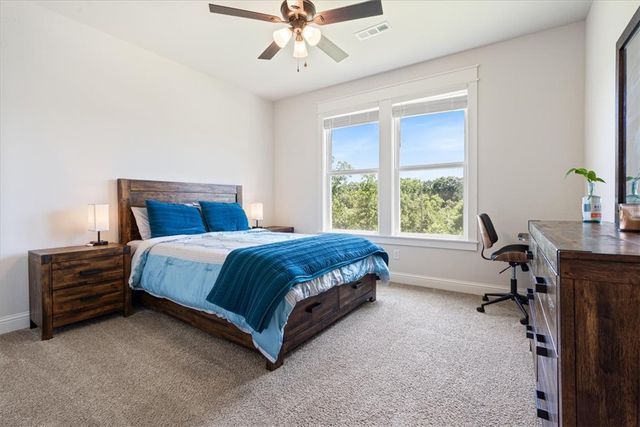 13 Carsaig Circle, Bella Vista, AR 72715
