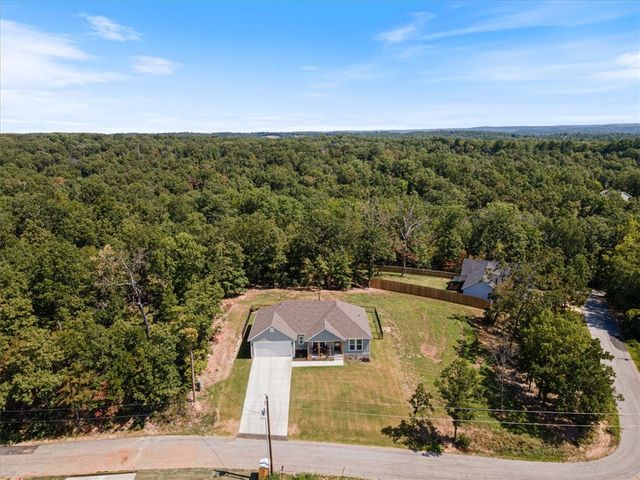 13 Carsaig Circle, Bella Vista, AR 72715