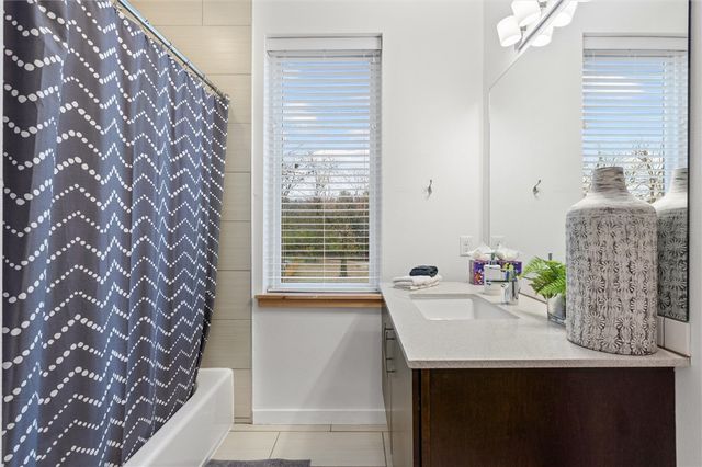 157 W Martin Luther King Jr Boulevard, Fayetteville, AR 72701