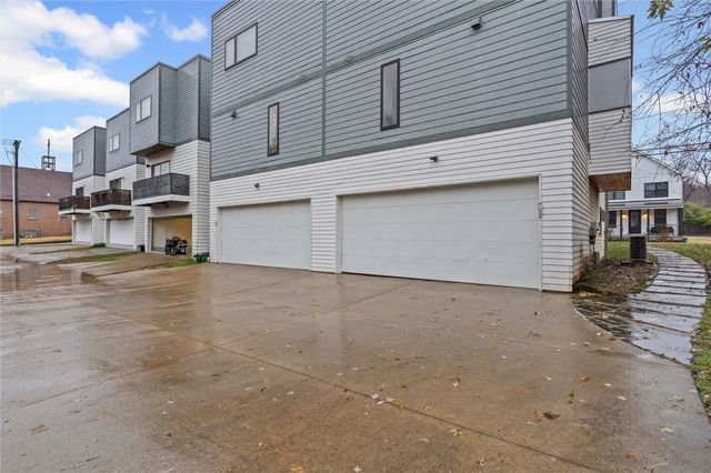 157 W Martin Luther King Jr Boulevard, Fayetteville, AR 72701