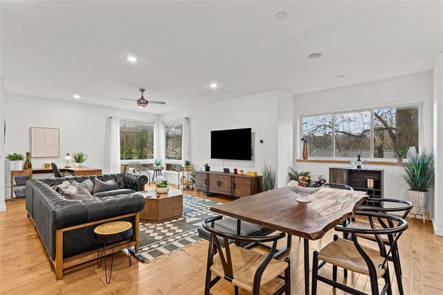 157 W Martin Luther King Jr Boulevard, Fayetteville, AR 72701