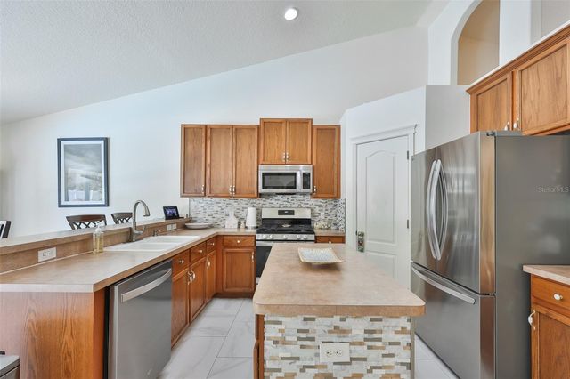 7613 NOTTINGHILL SKY DRIVE, Apollo Beach, FL 33572