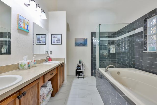 7613 NOTTINGHILL SKY DRIVE, Apollo Beach, FL 33572