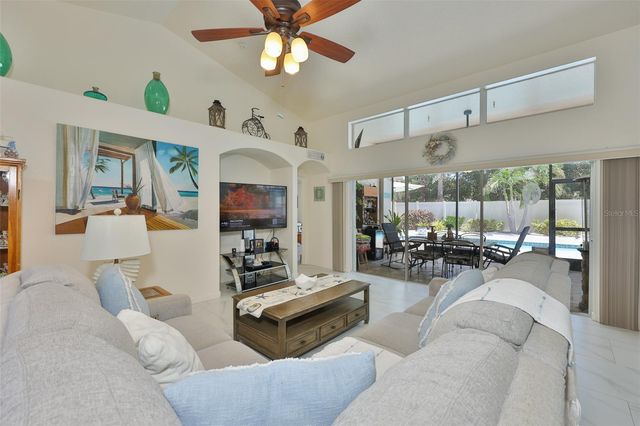 7613 NOTTINGHILL SKY DRIVE, Apollo Beach, FL 33572