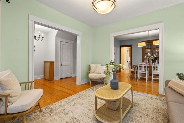 1 Clayton St 1, Watertown, MA 02472