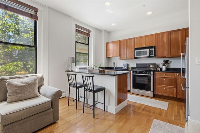 32 Yarmouth St 2, Boston, MA 02116