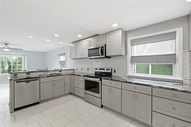 241 Orchard Drive, Oakwood, OH 45419
