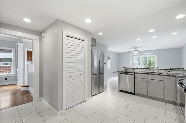 241 Orchard Drive, Oakwood, OH 45419