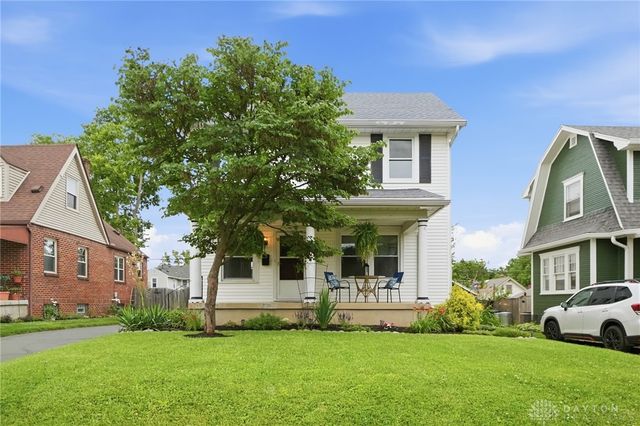 241 Orchard Drive, Oakwood, OH 45419