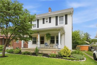 241 Orchard Drive, Oakwood, OH 45419