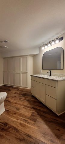 1401 E Evergreen, Derby, KS 67037