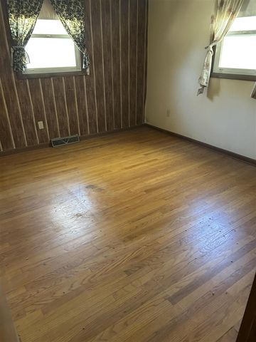 1744 State Street, Holland, MI 49424