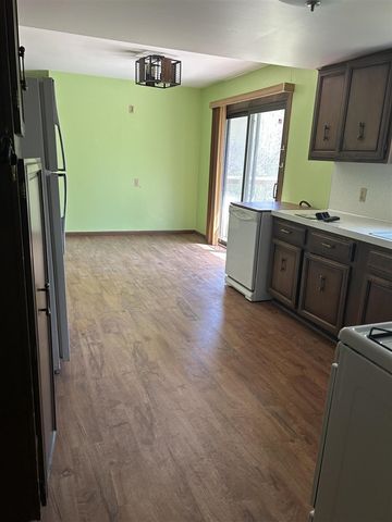 1744 State Street, Holland, MI 49424
