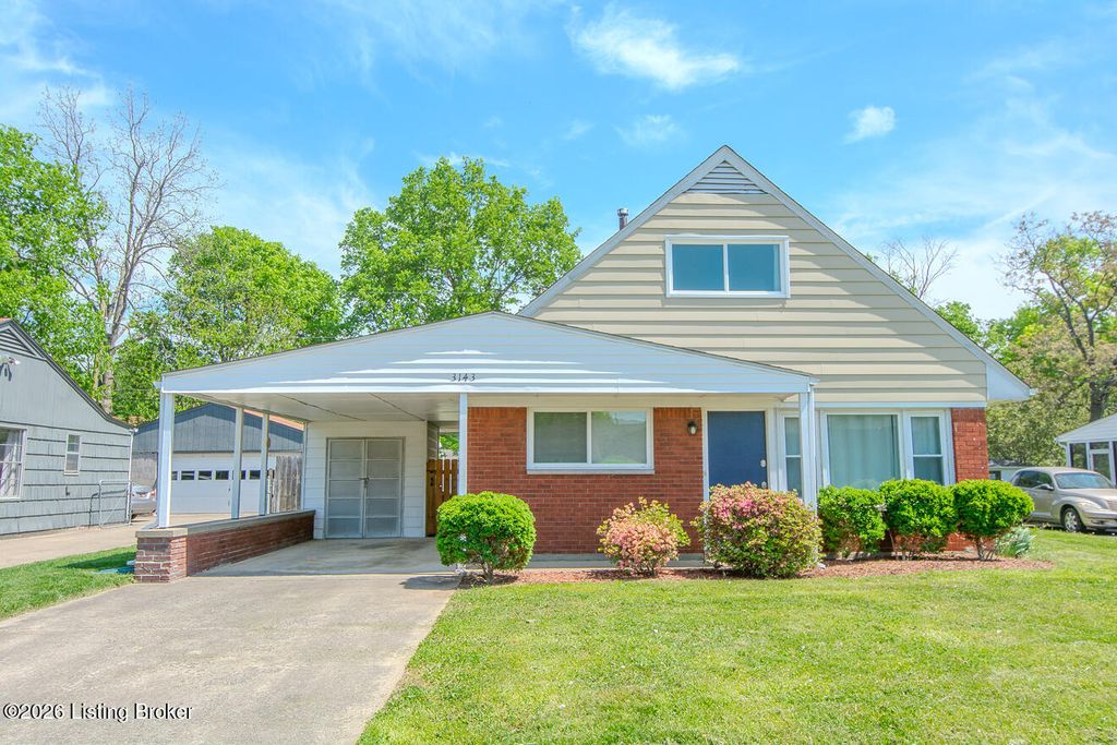 3143 Commander Dr, Louisville, KY 40220