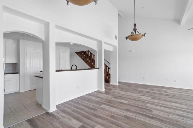30 April Point Drive S, Conroe, TX 77356
