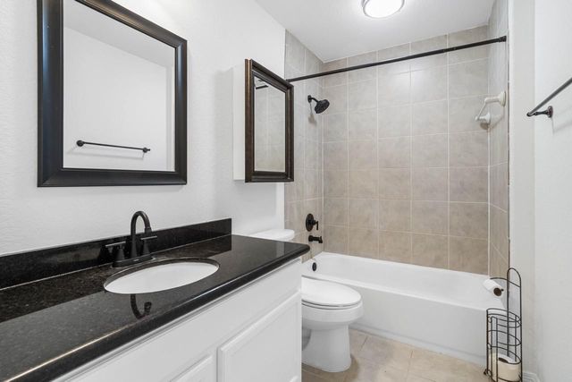 30 April Point Drive S, Conroe, TX 77356