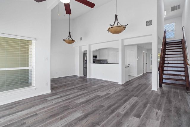 30 April Point Drive S, Conroe, TX 77356