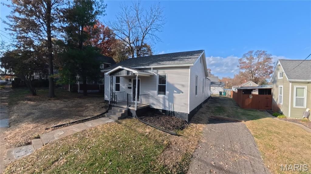 223 N Pearl Street, Lebanon, IL 62254