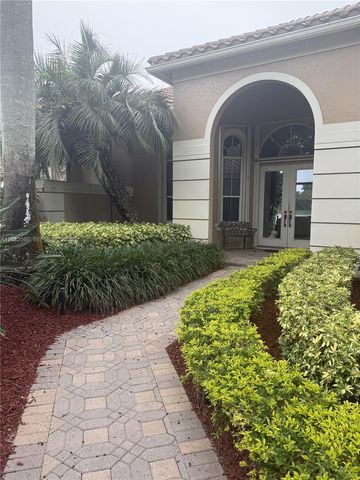 2733 Meadowood Drive, Weston, FL 33332
