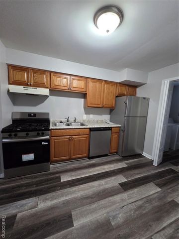 5852 Beech Daly Road, Taylor, MI 48180