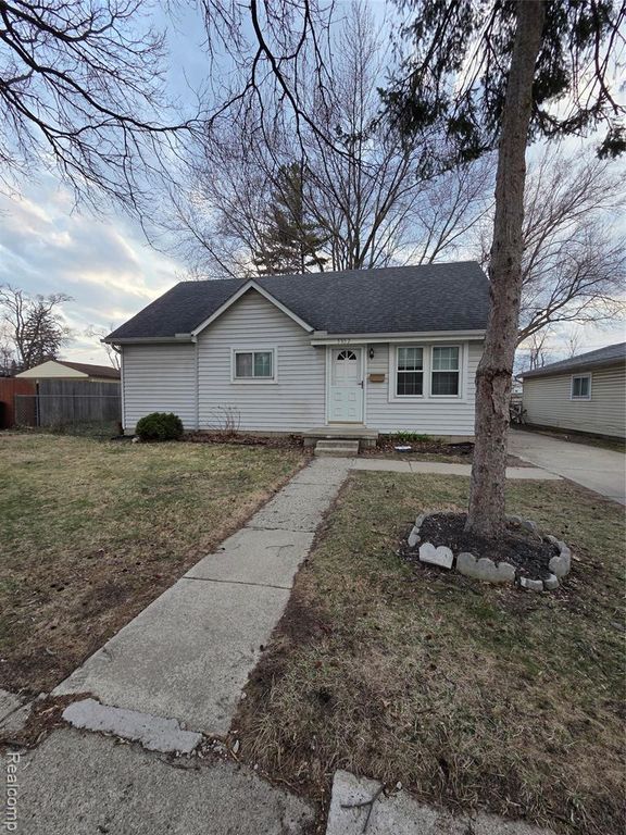 5852 Beech Daly Road, Taylor, MI 48180