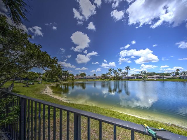 7625 Sunflower Drive, Margate, FL 33063