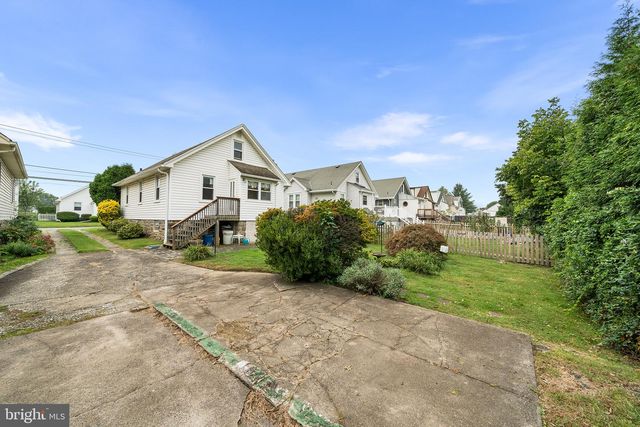 611 FURLONG AVE, Havertown, PA 19083