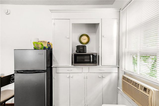 3635 Cantrell Road 4, Atlanta, GA 30319