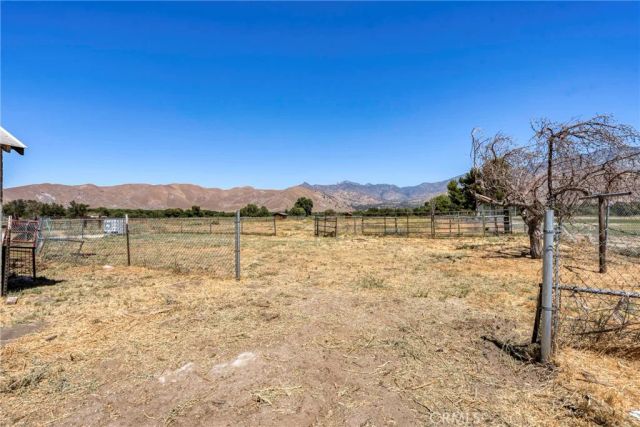 18220 HWY 178, Weldon, CA 93240