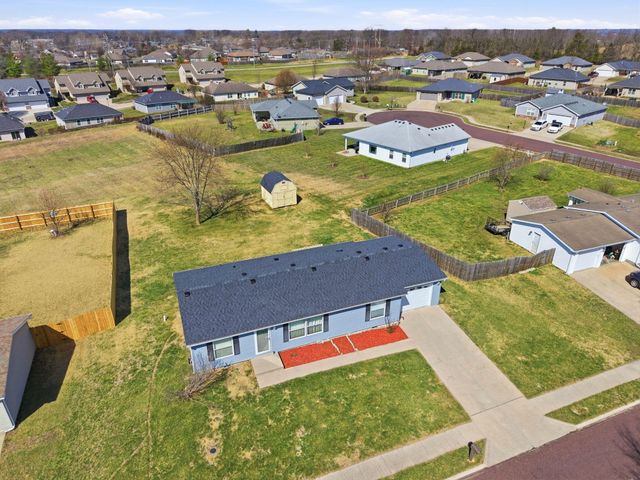 5041 JASMINE WAY, Columbia, MO 65202